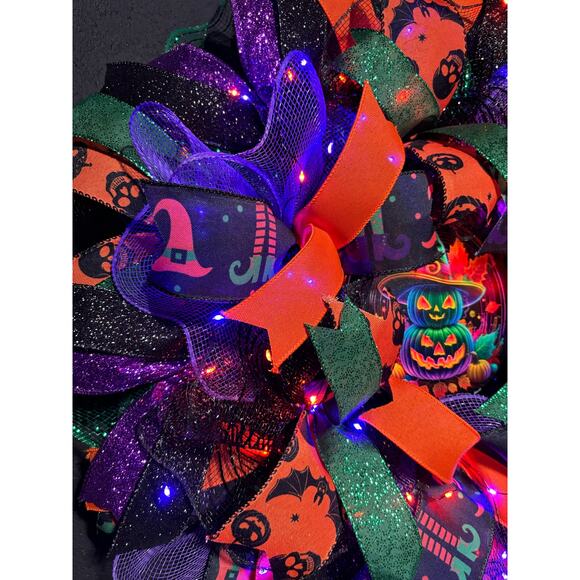Pre Lit Halloween Wreath Glowing Pumpkin  Light Up 24 Inch Handmade Deco Mesh - Picture 9 of 10
